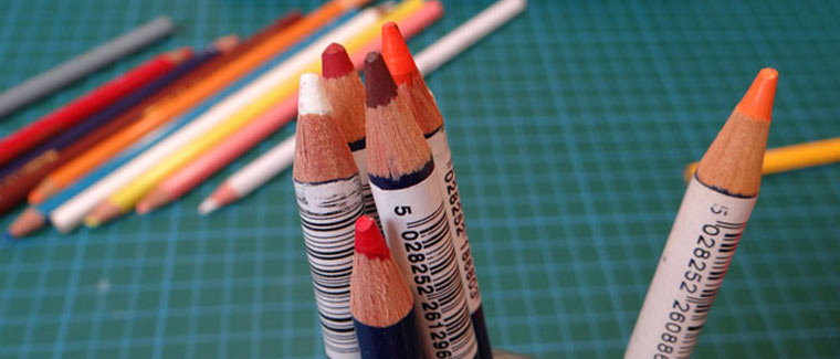 Peut-on réaliser une belle œuvre qu’avec des crayons de couleur ?